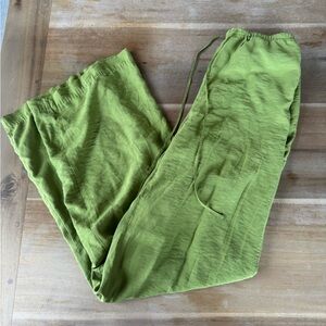 Green Straight Leg Pants Women's